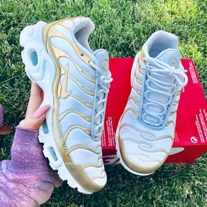 NEW 🔥 NIKE AIRM MAX PLUS • TN • SZ 7.5 WOMEN